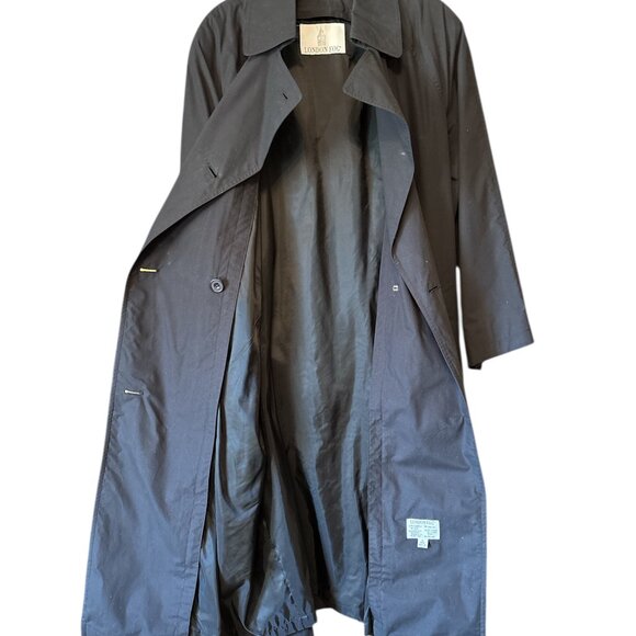London Fog Ladies Black Raincoat with Belt and Zip In Liner Size 12R - Picture 5 of 12